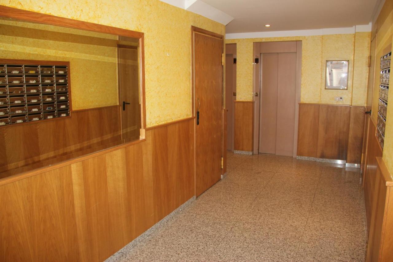Piso Centrico En Mino. Apartment Exterior photo
