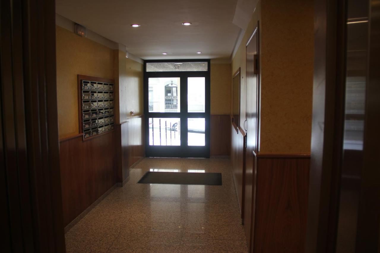 Piso Centrico En Mino. Apartment Exterior photo